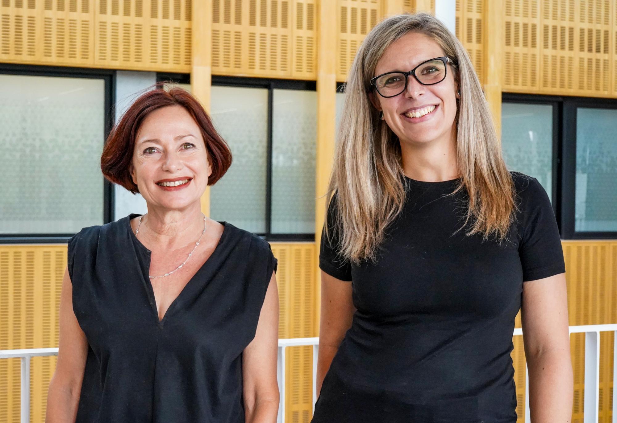 Group image of the PG Writing team, Pia Lamberti and Marike Kluyts